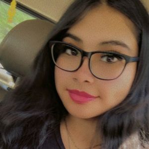 Meet your Posher, Perla